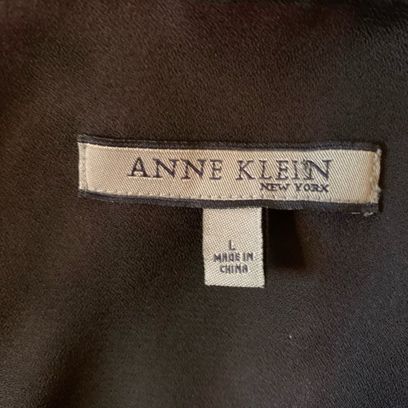 Anne Klein Silk Flower Print Blouse - Picture 4 of 6